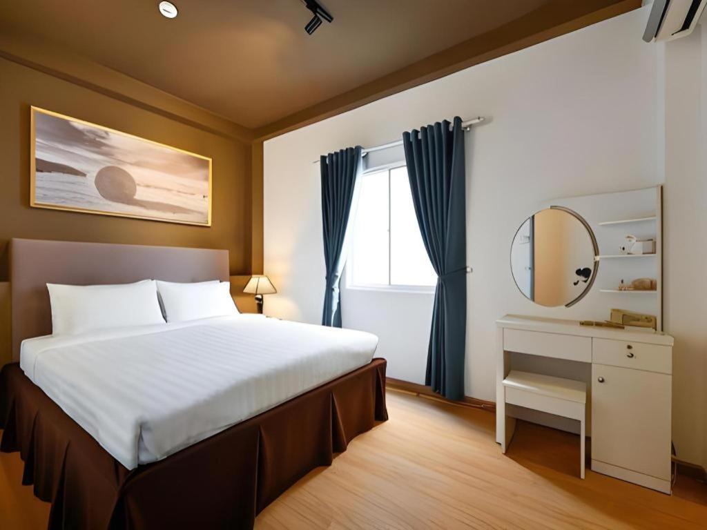 The Noble Swan Wood Park Hotel Cidade de Ho Chi Minh Exterior foto
