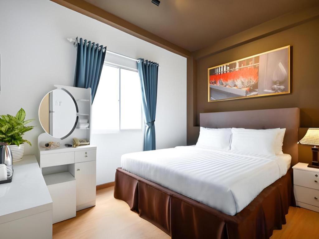 The Noble Swan Wood Park Hotel Cidade de Ho Chi Minh Exterior foto