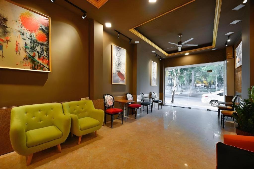 The Noble Swan Wood Park Hotel Cidade de Ho Chi Minh Exterior foto